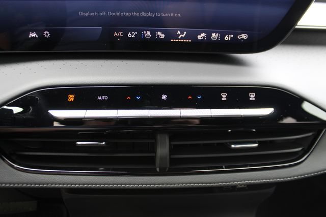 Used 2025 Buick Enclave Avenir w/ Trailering Package, 5000 lbs. FWD image 20