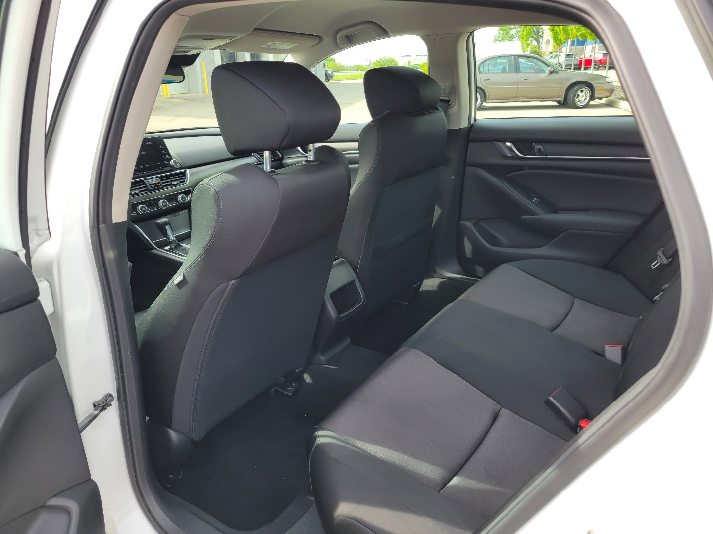 Certified 2018 Honda Accord LX image 12