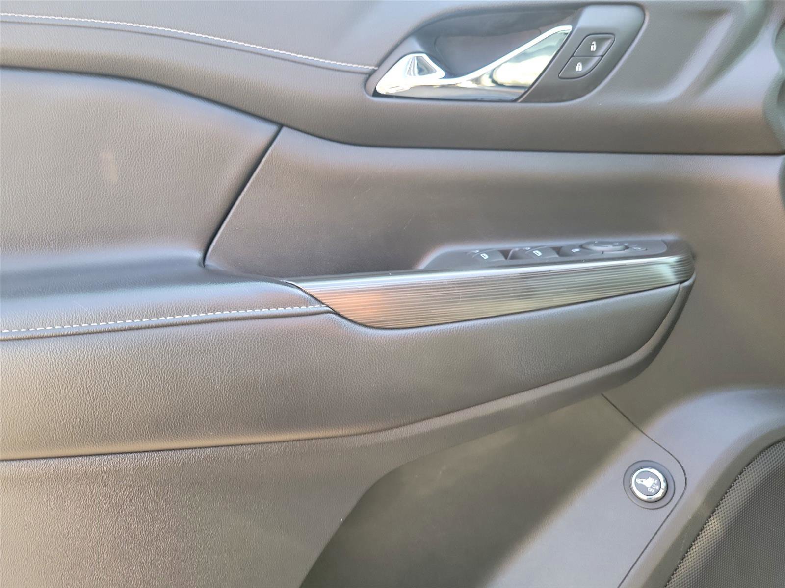 Used 2019 GMC Acadia SLT image 24