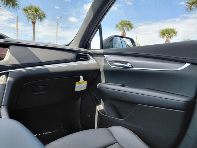 Certified 2026 Cadillac XT5 Luxury FWD image 15