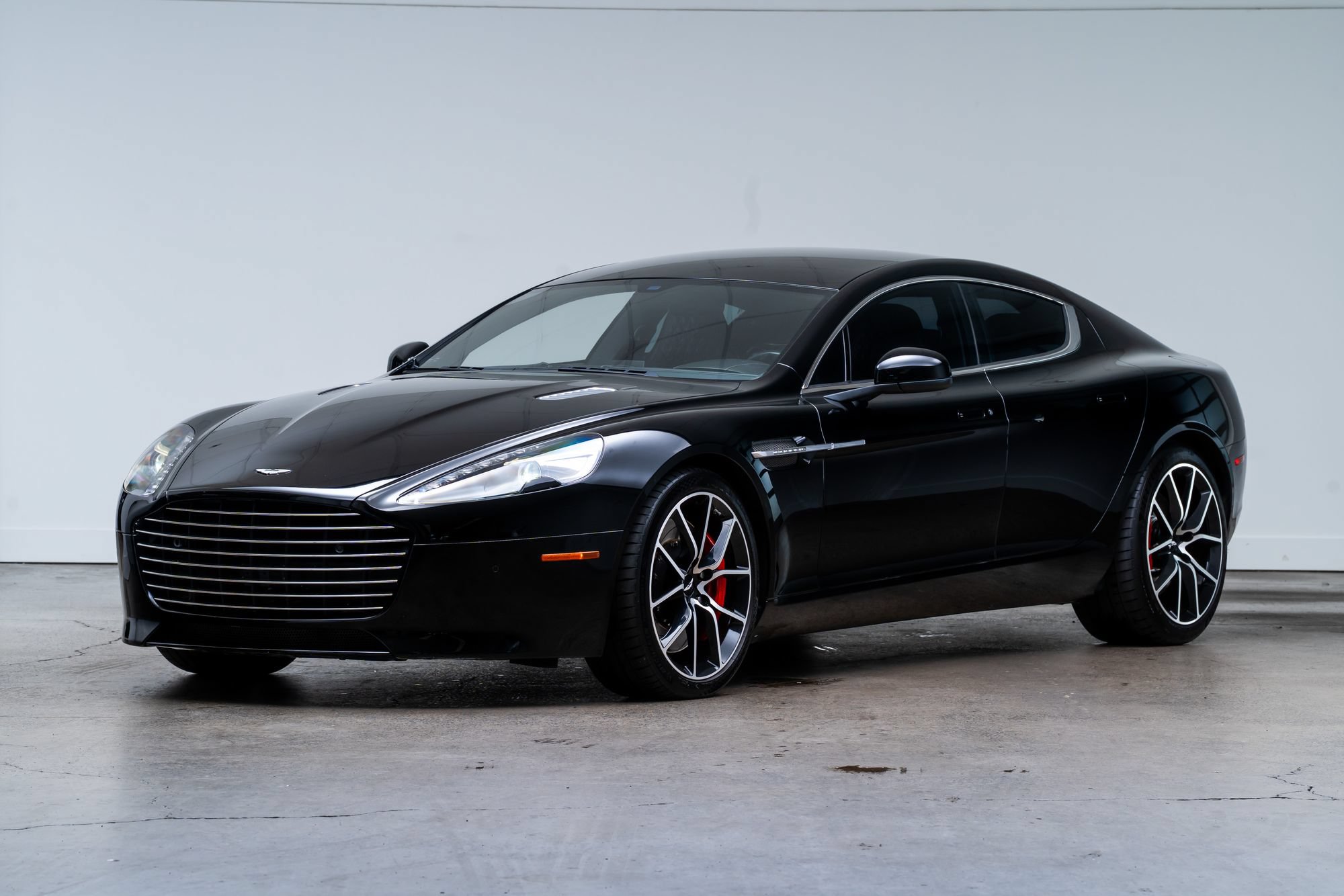 Used 2017 Aston Martin Rapide S RWD image 4