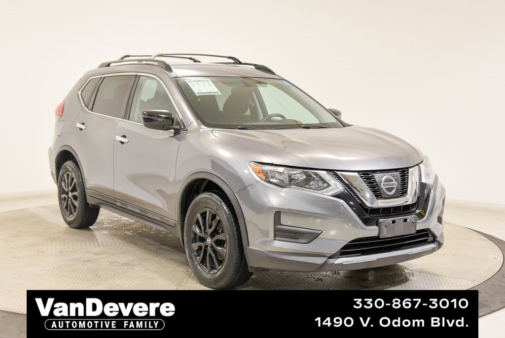 Used 2017 Nissan Rogue SV w/ Midnight Edition image 1