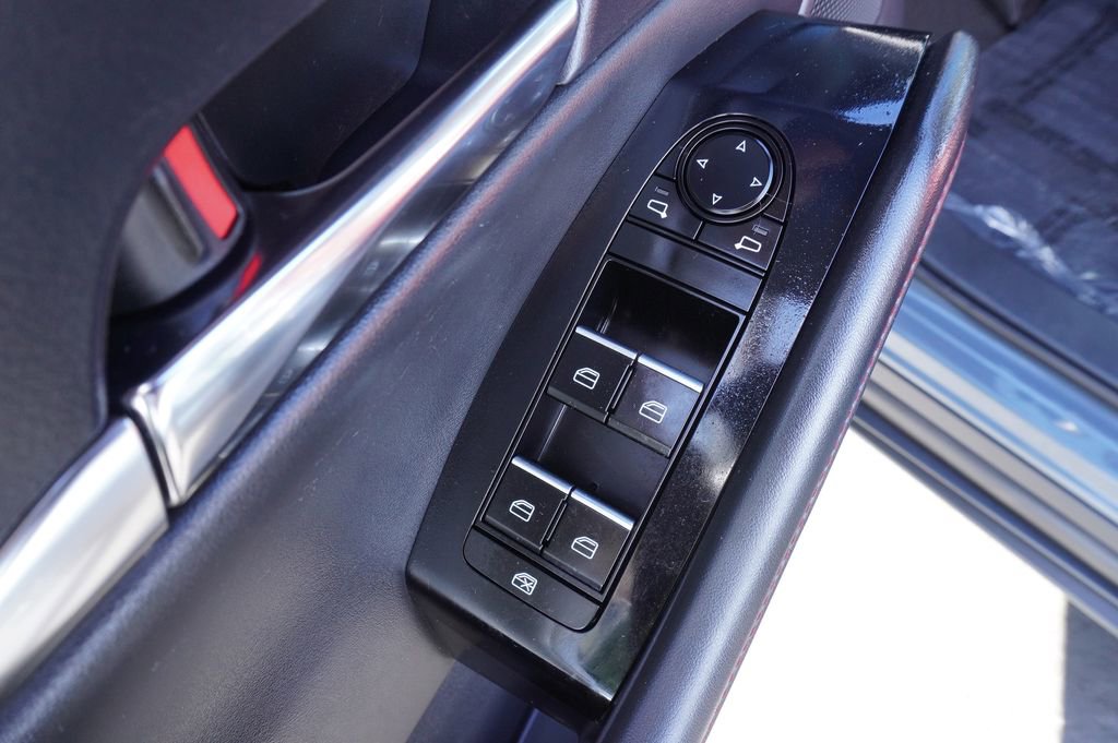 Used 2023 MAZDA CX-30 AWD 2.5 S w/ Preferred Package image 16