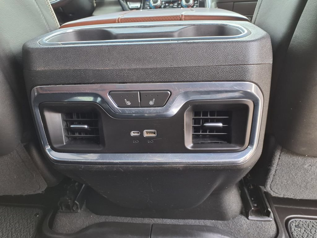 Used 2024 GMC Sierra 2500 Denali Ultimate AWD/4WD image 18