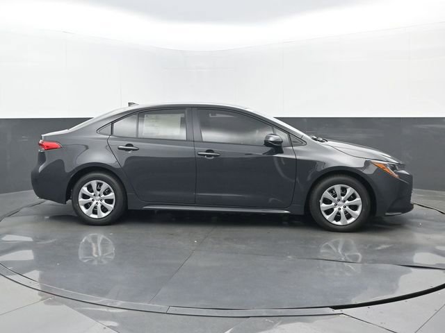 New 2026 Toyota Corolla LE FWD image 2