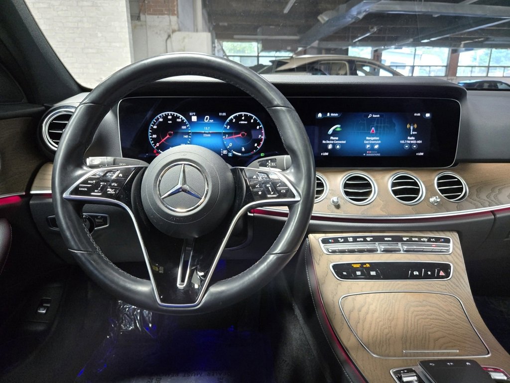 Used 2022 Mercedes-Benz E 350 4MATIC Sedan image 18