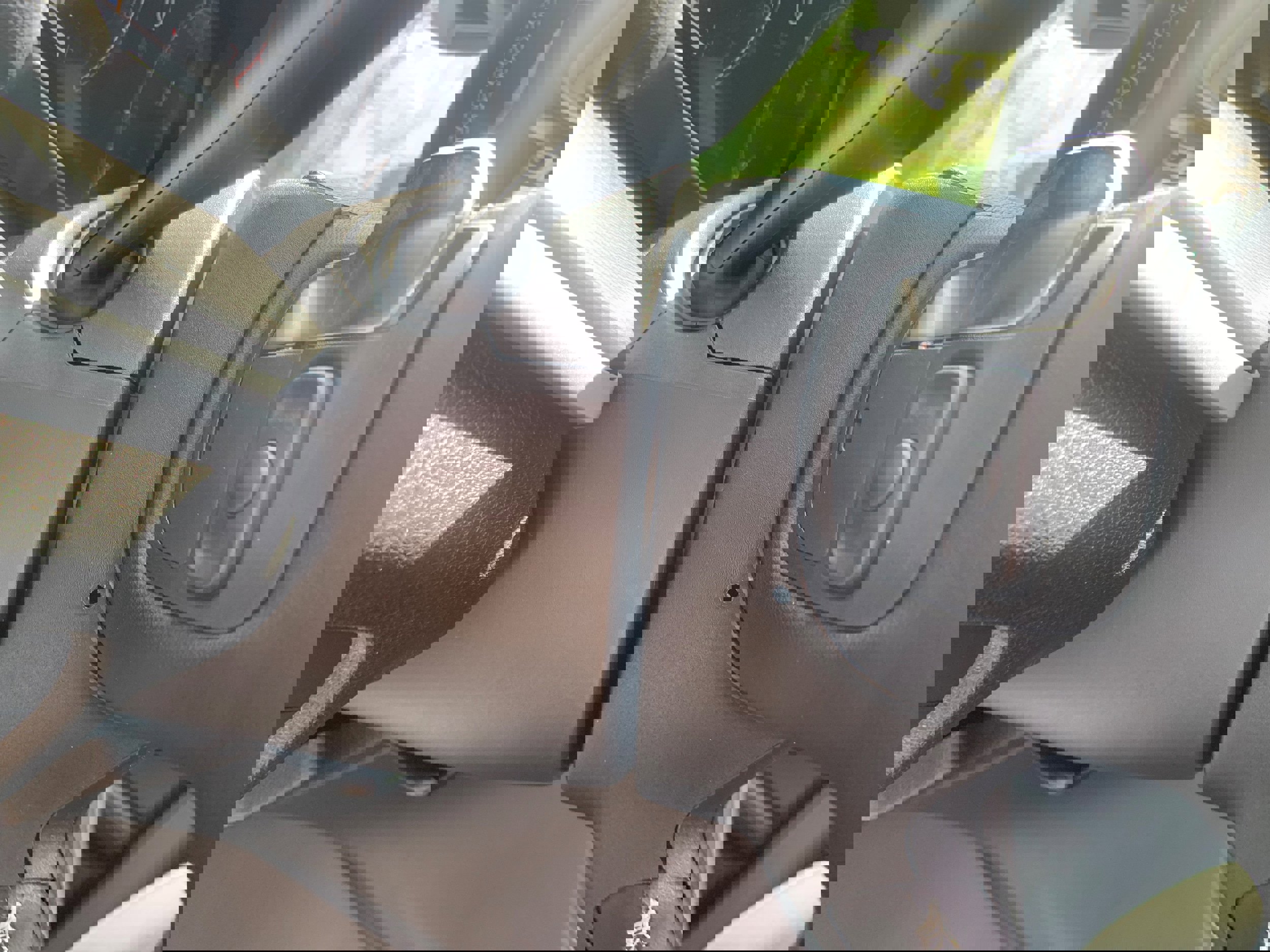 New 2025 Jeep Grand Cherokee L Laredo w/ Luxury Tech Group I image 27