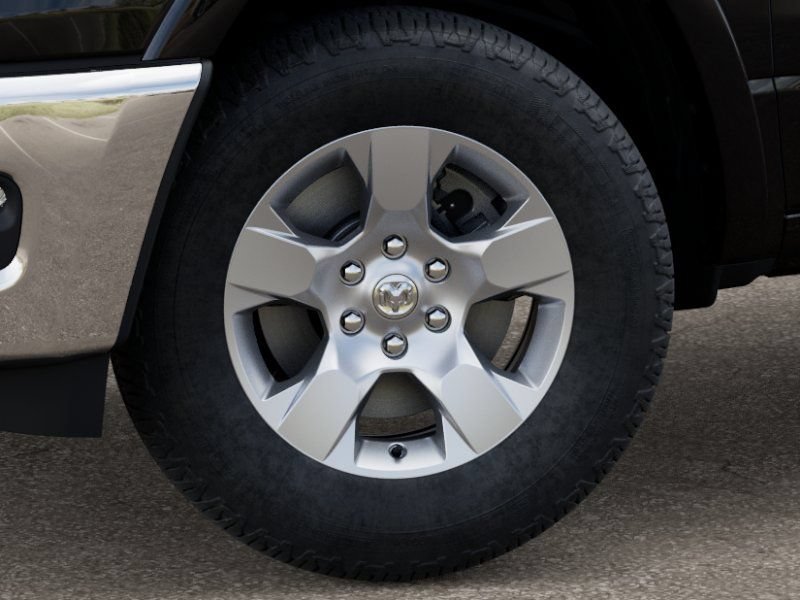Used 2025 RAM 1500 Big Horn AWD/4WD image 9