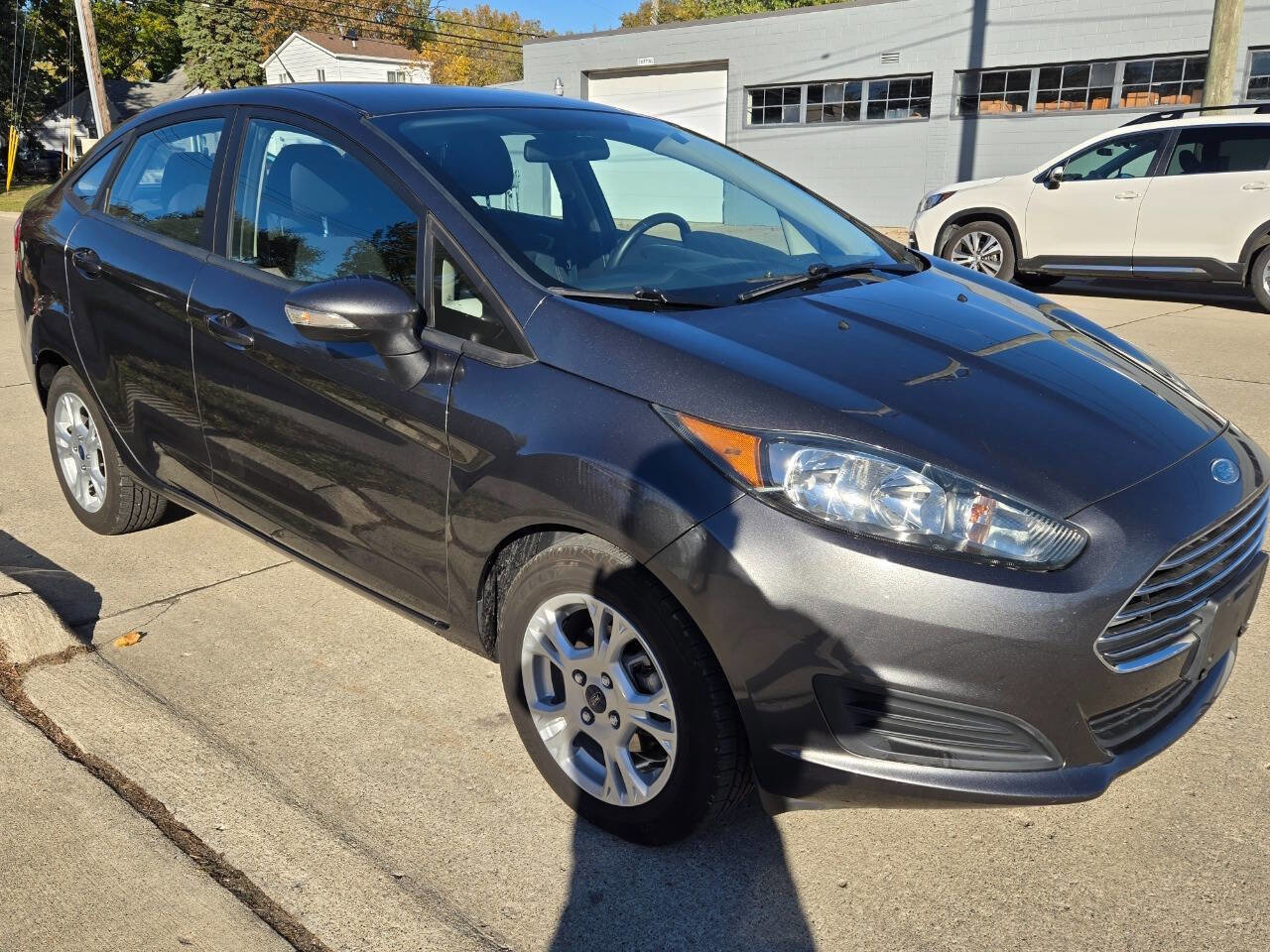 Used 2015 Ford Fiesta SE w/ Comfort Package image 12