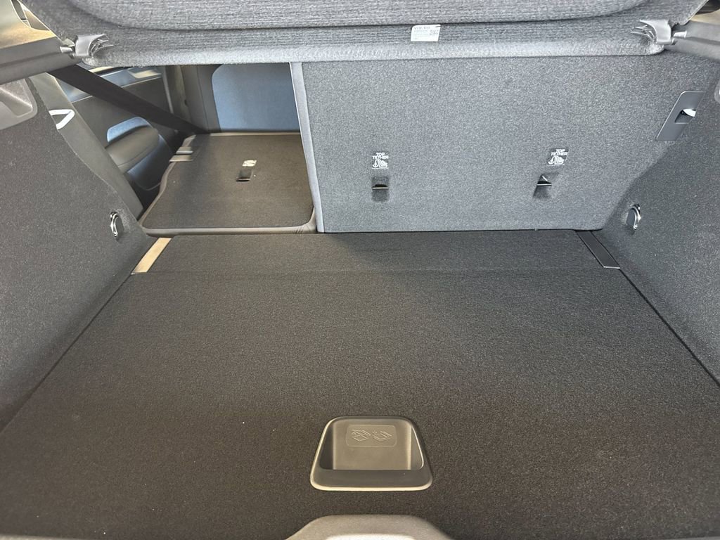 New 2026 Volvo EX30 Ultra w/ Climate Package image 14