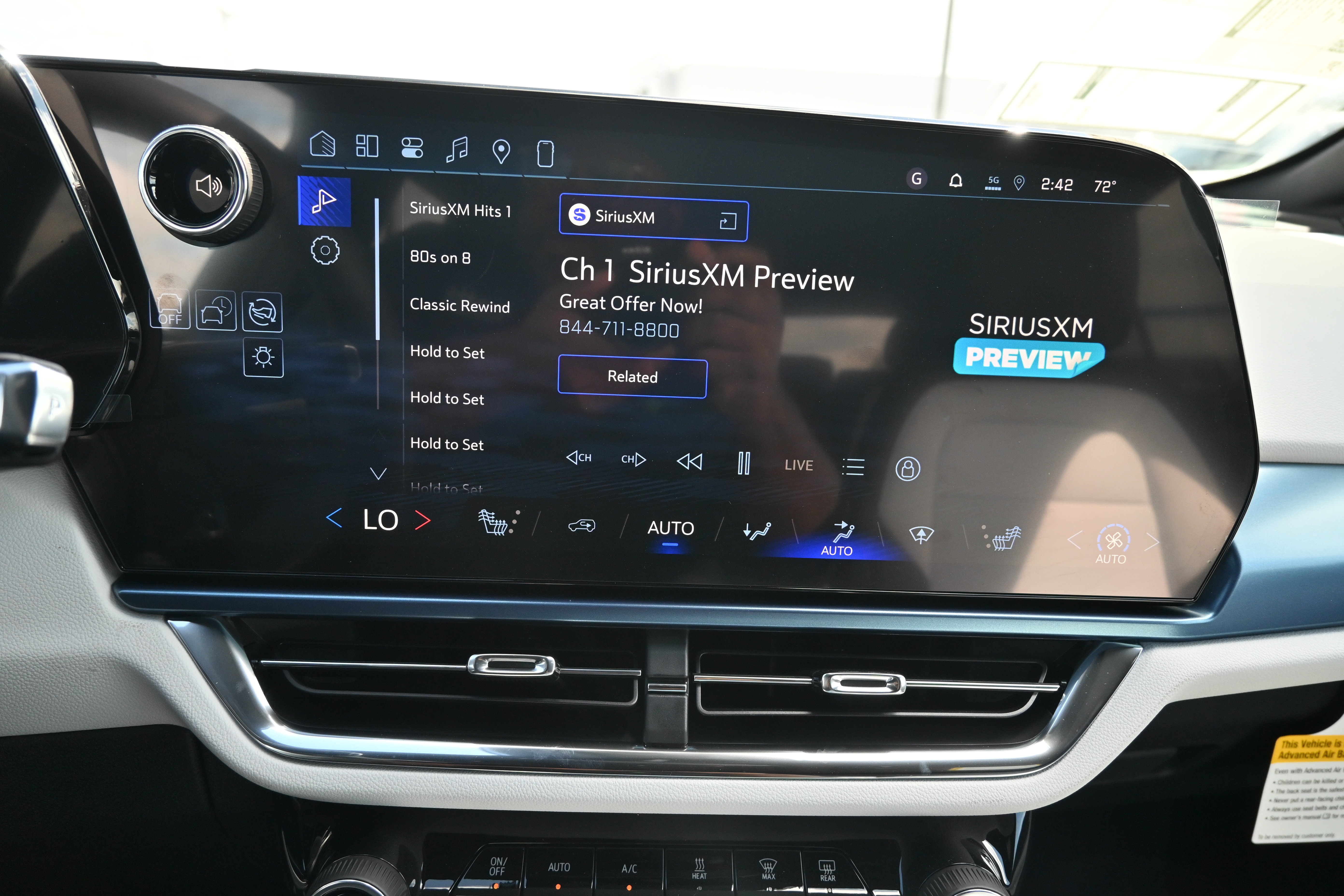 New 2026 Chevrolet Equinox EV LT AWD/4WD image 22