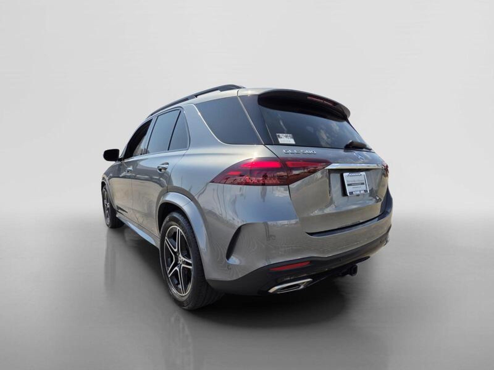Certified 2025 Mercedes-Benz GLE 580 4MATIC image 3
