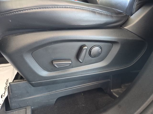 Used 2022 Ford Explorer XLT AWD/4WD image 42