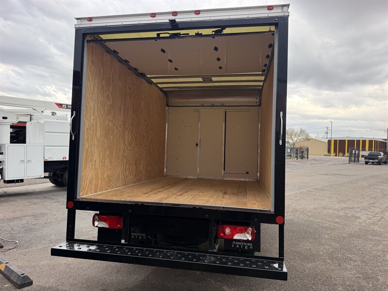 Used 2024 Mercedes-Benz Sprinter 3500 image 7