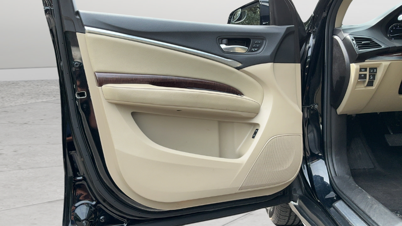 Used 2020 Acura MDX SH-AWD image 18