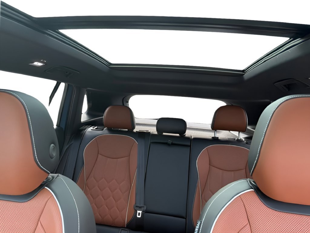 New 2026 Volkswagen Tiguan SEL R-Line AWD/4WD image 26