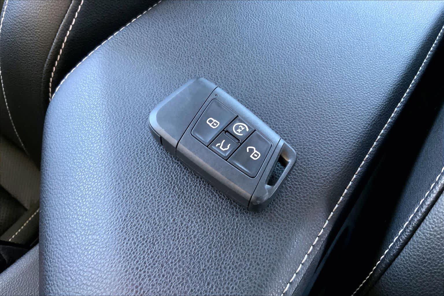 Used 2023 Volkswagen Jetta SEL FWD image 15