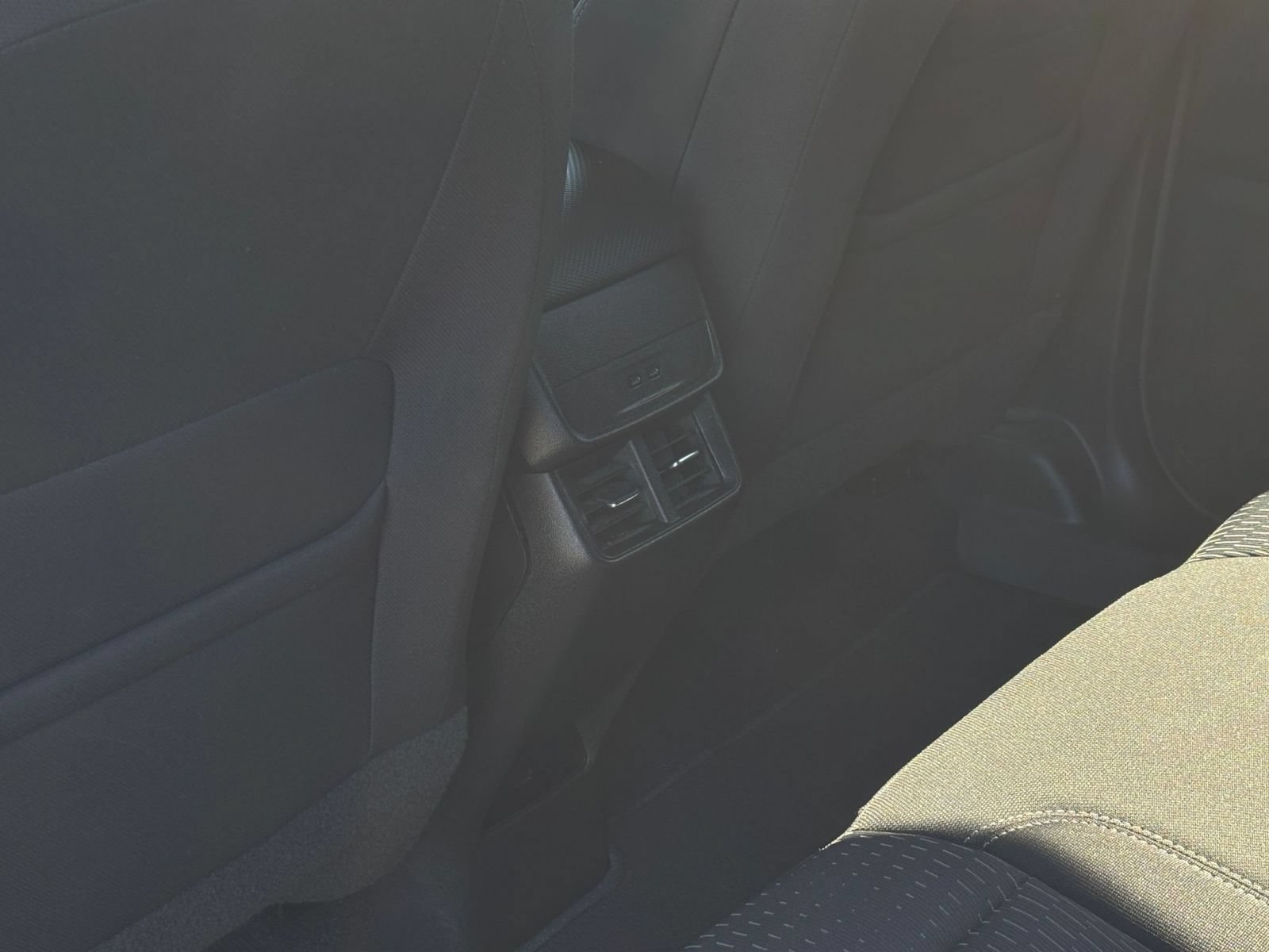 Used 2025 Chevrolet Equinox LT FWD image 20