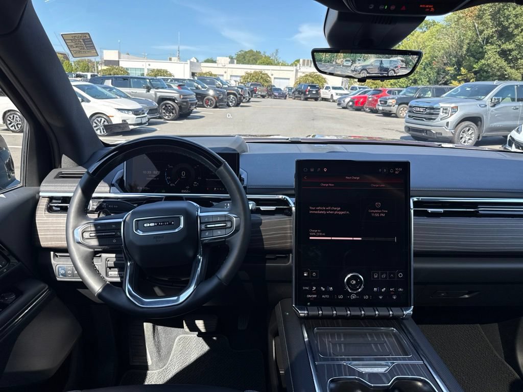 Used 2025 GMC Sierra EV Denali AWD/4WD image 18