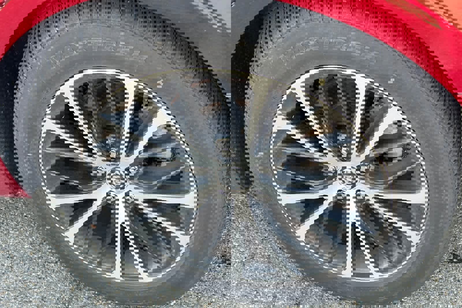 Certified 2018 Toyota Camry SE w/ Moonroof Package image 16