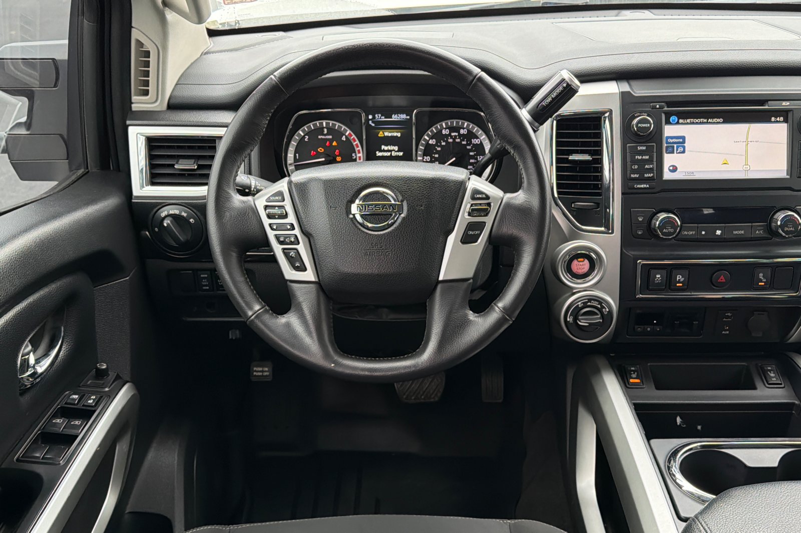 Used 2018 Nissan Titan SV w/ SV Convenience Package AWD/4WD image 13