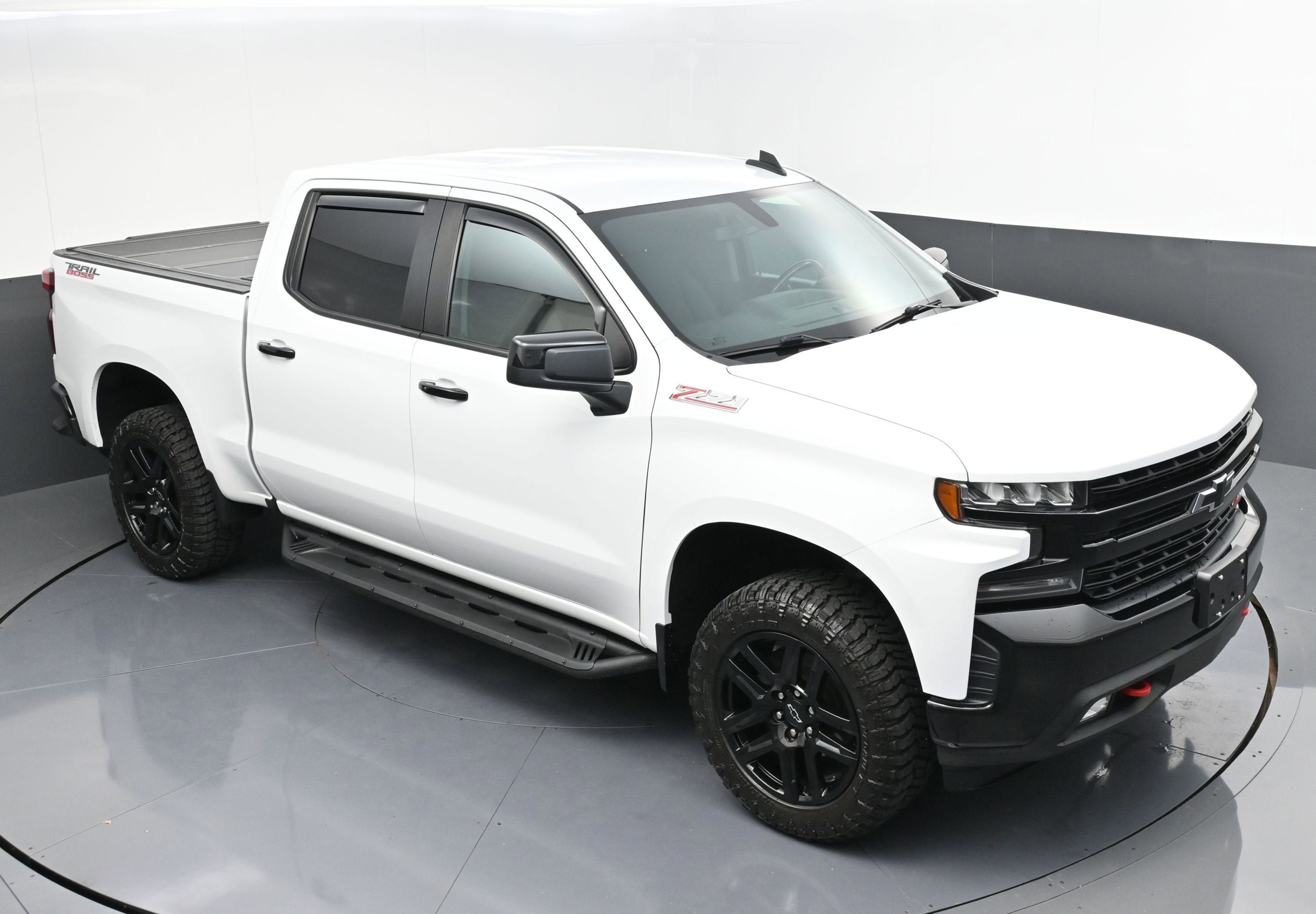 Used 2021 Chevrolet Silverado 1500 LT Trail Boss w/ Bed Protection Package image 45