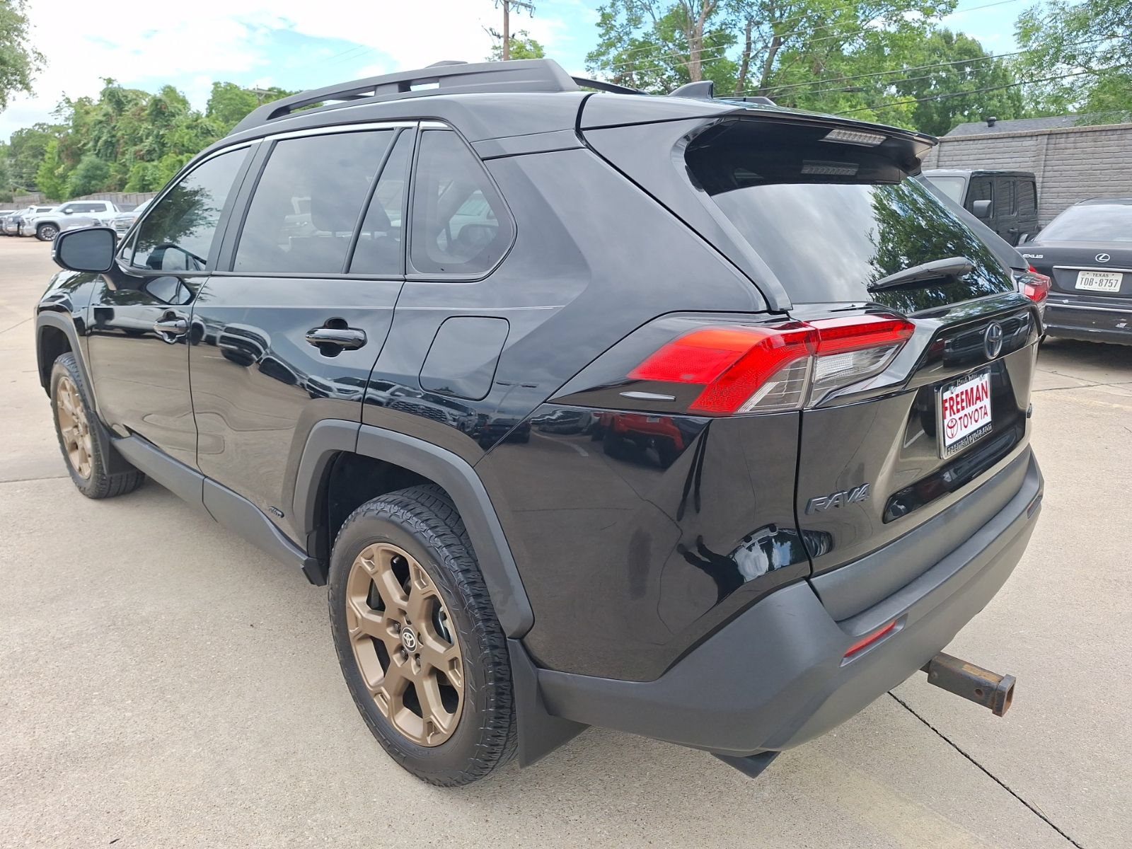Used 2024 Toyota RAV4 AWD Hybrid image 4