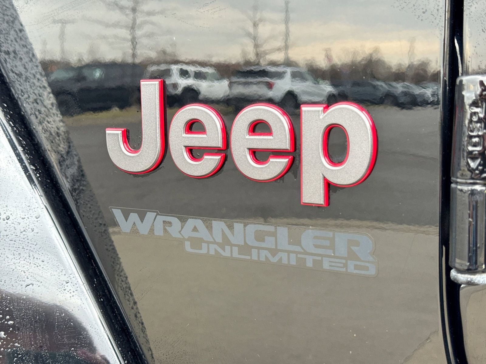 Used 2021 Jeep Wrangler Unlimited Rubicon w/ Uconnect 4C Nav & Sound Group image 10