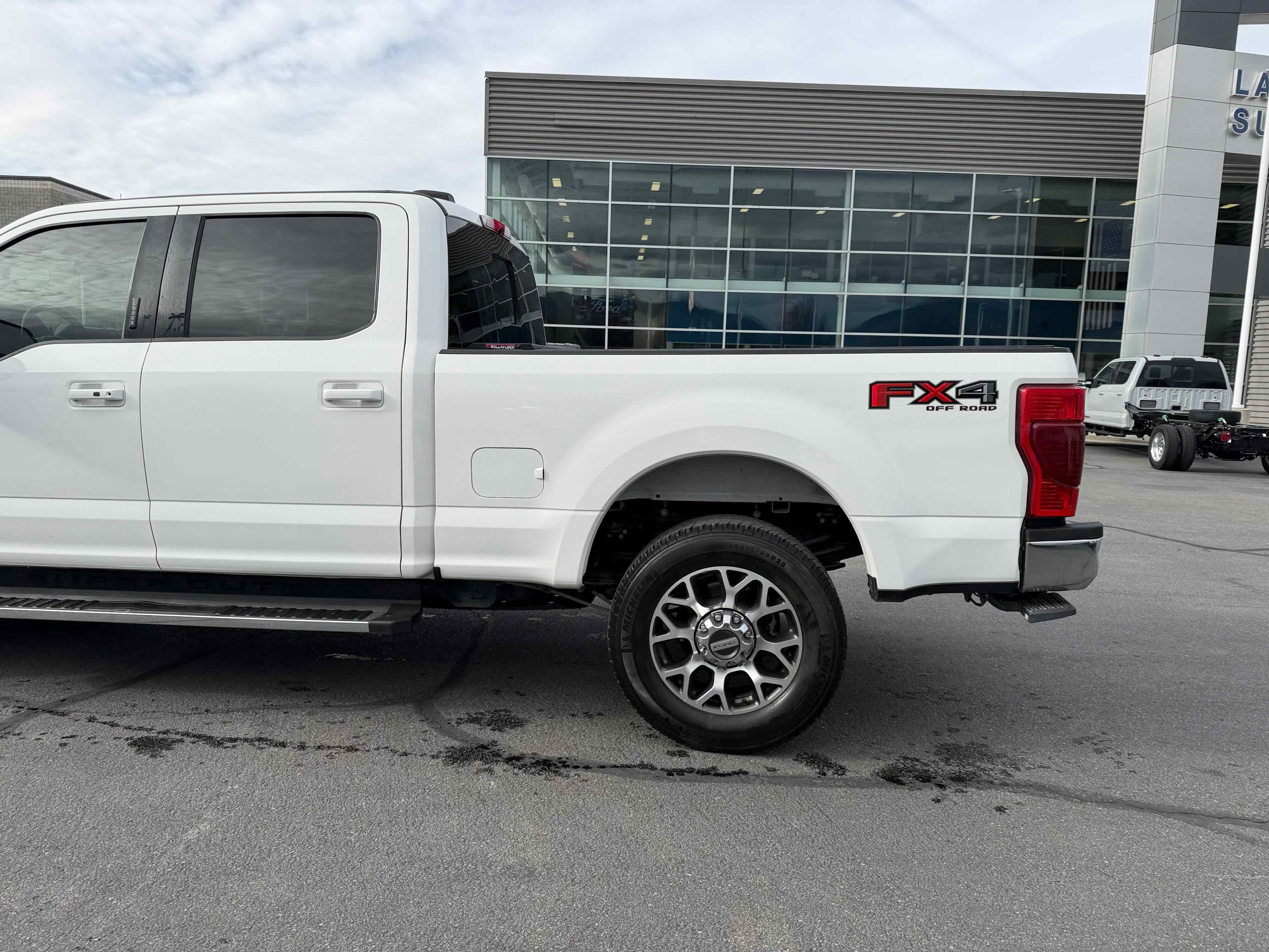 Used 2021 Ford F350 Lariat w/ Lariat Ultimate Package image 4