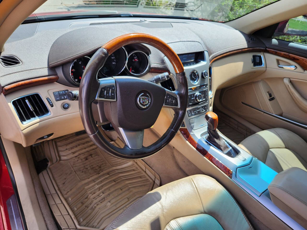 Used 2011 Cadillac CTS Luxury image 25