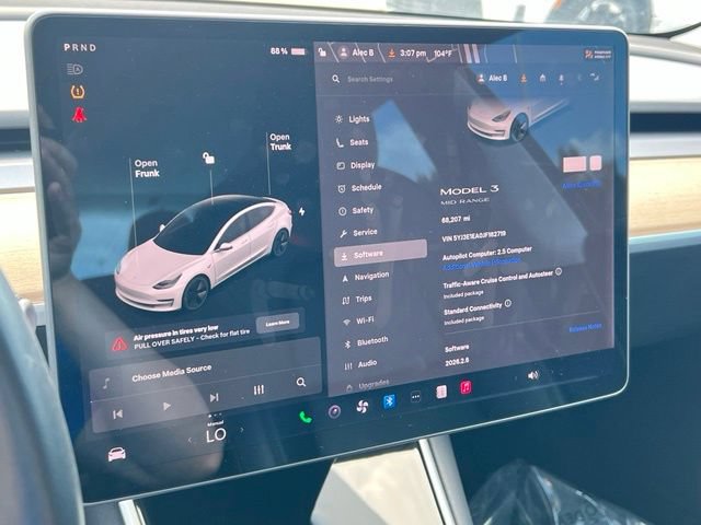 Used 2018 Tesla Model 3 Mid Range RWD image 37