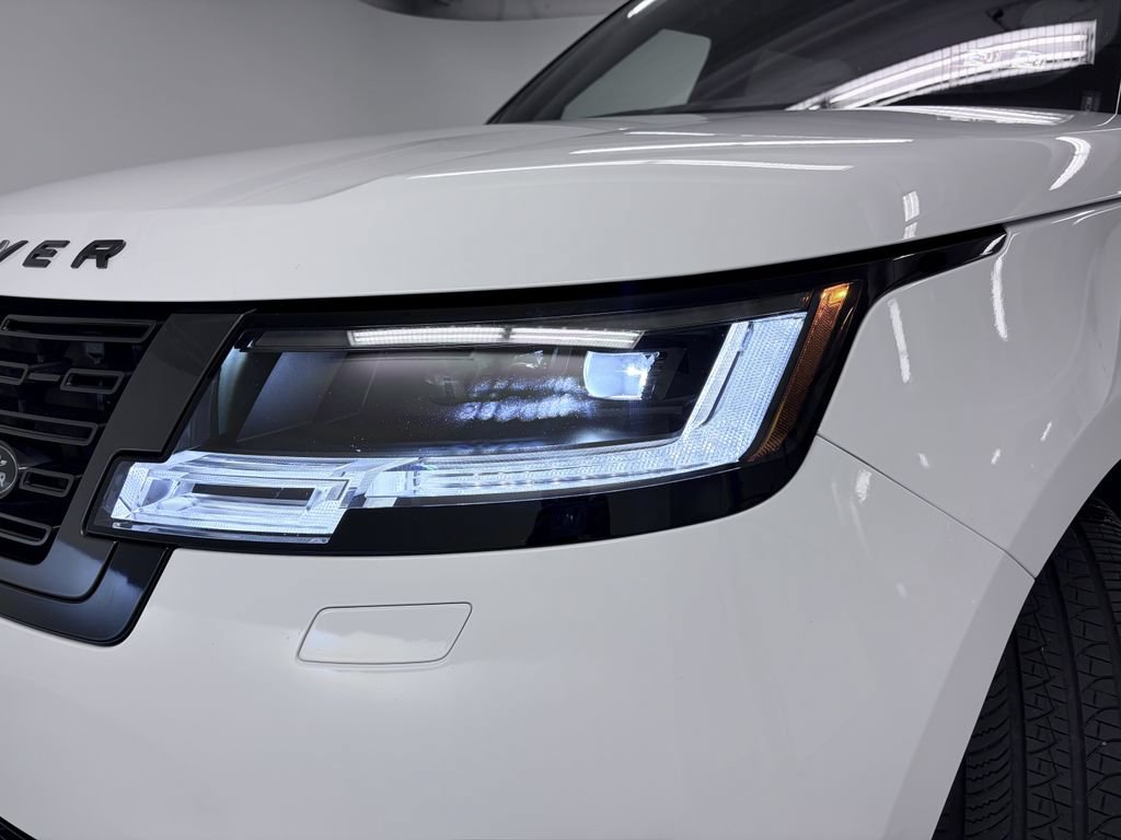 Used 2023 Land Rover Range Rover SE AWD/4WD image 12