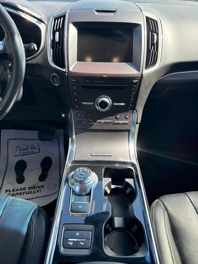 Used 2019 Ford Edge Titanium w/ Equipment Group 301A AWD/4WD image 15