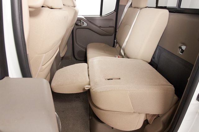 Used 2018 Nissan Frontier SV AWD/4WD image 21