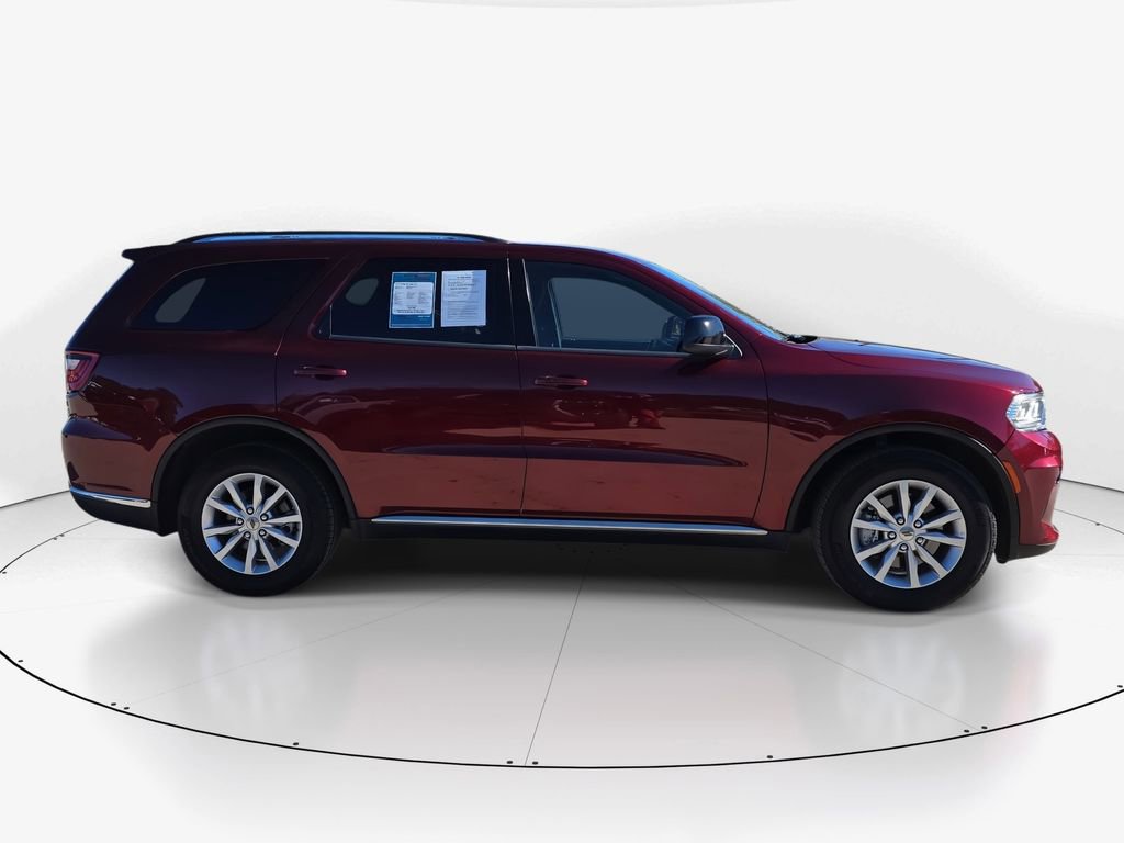 Used 2023 Dodge Durango SXT image 3