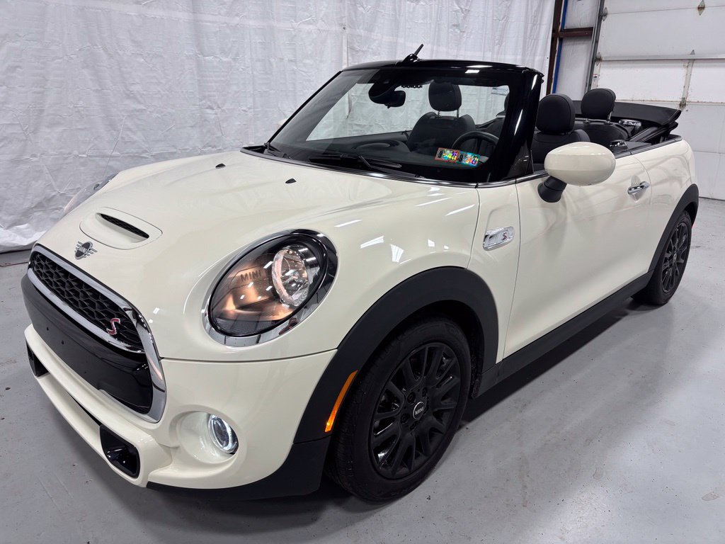 Used 2020 MINI Cooper S FWD image 3