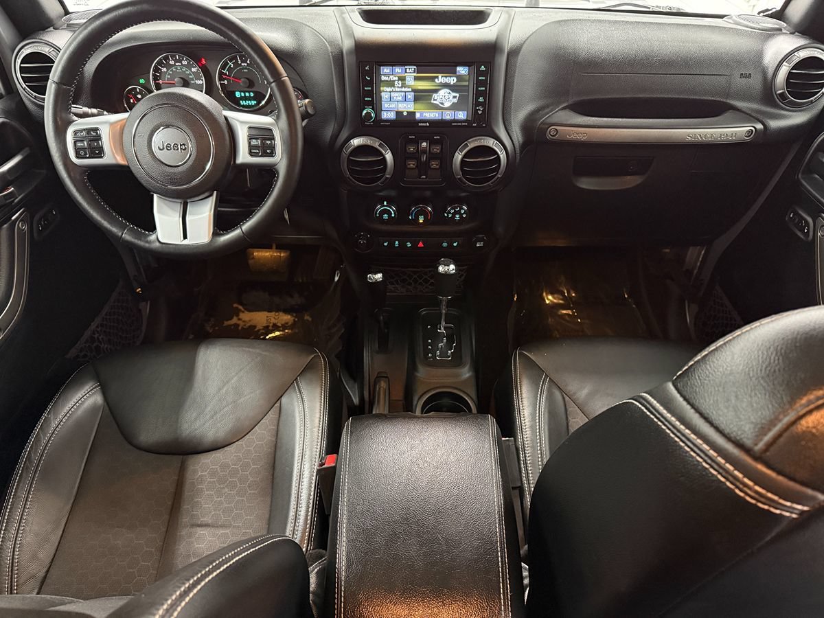 Used 2018 Jeep Wrangler Unlimited Sport AWD/4WD image 15