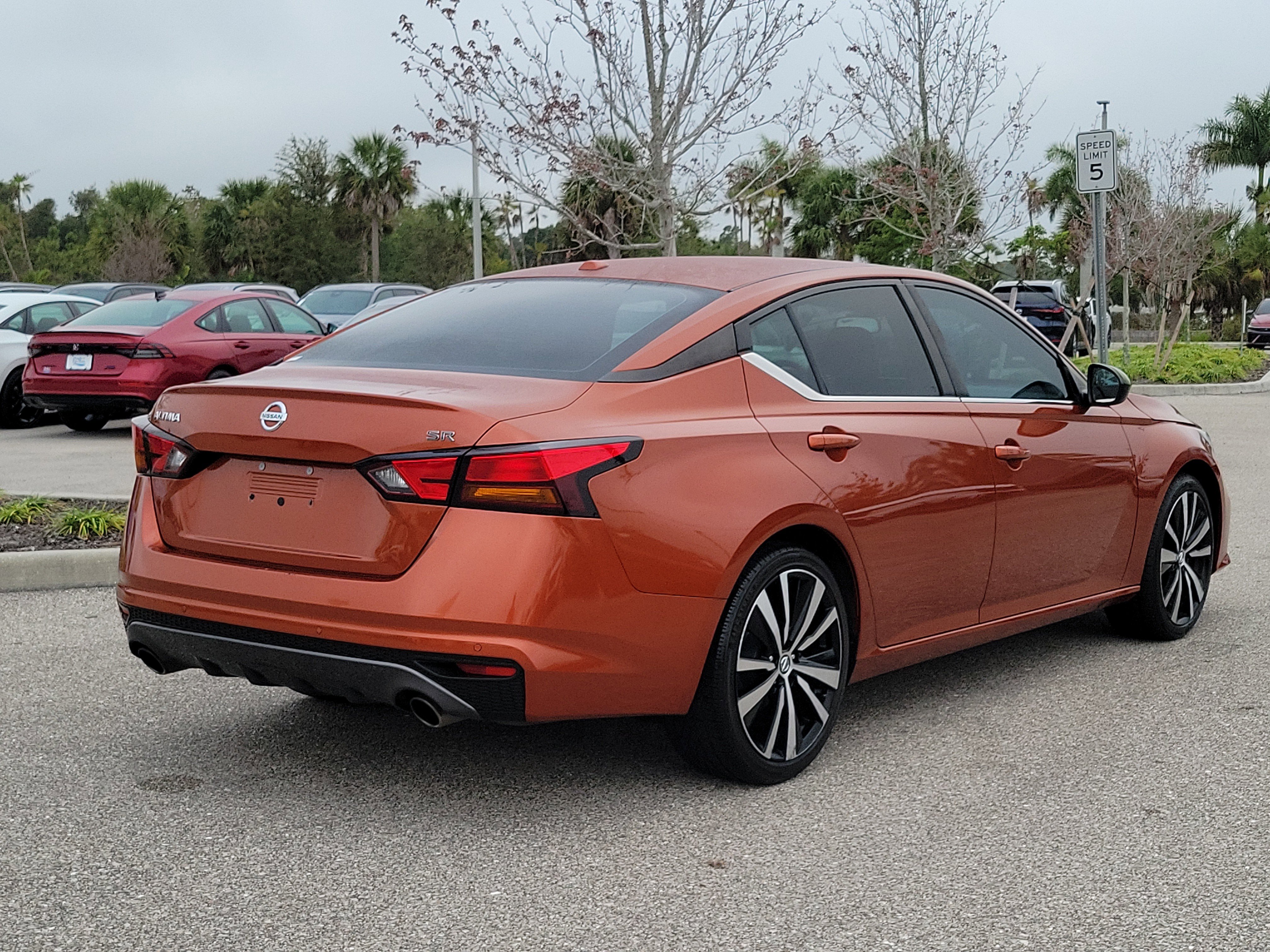 Used 2021 Nissan Altima 2.5 SR image 6
