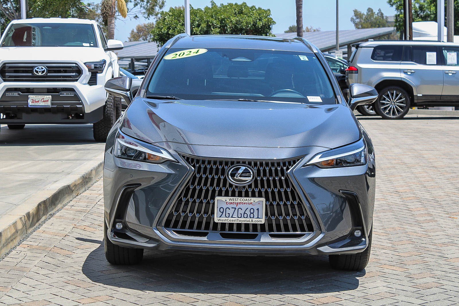 Used 2024 Lexus NX 350 AWD w/ Vision Package image 2