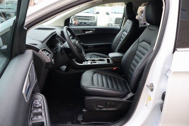 Used 2024 Ford Edge SEL image 17