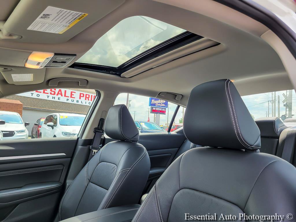 Used 2023 Nissan Altima 2.5 SL AWD/4WD image 11