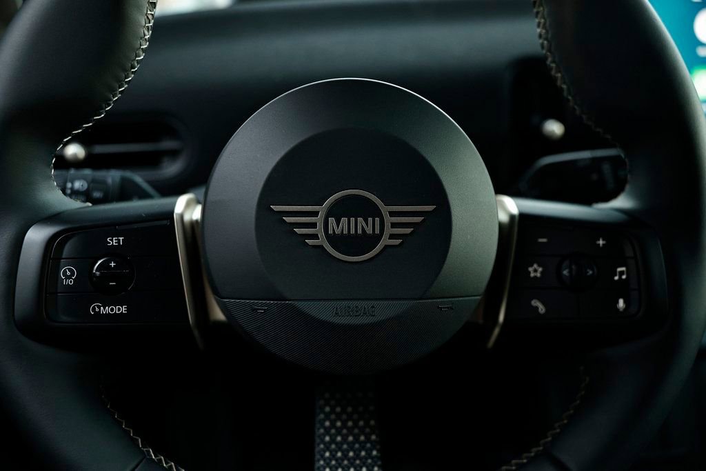 Used 2025 MINI Cooper S image 32
