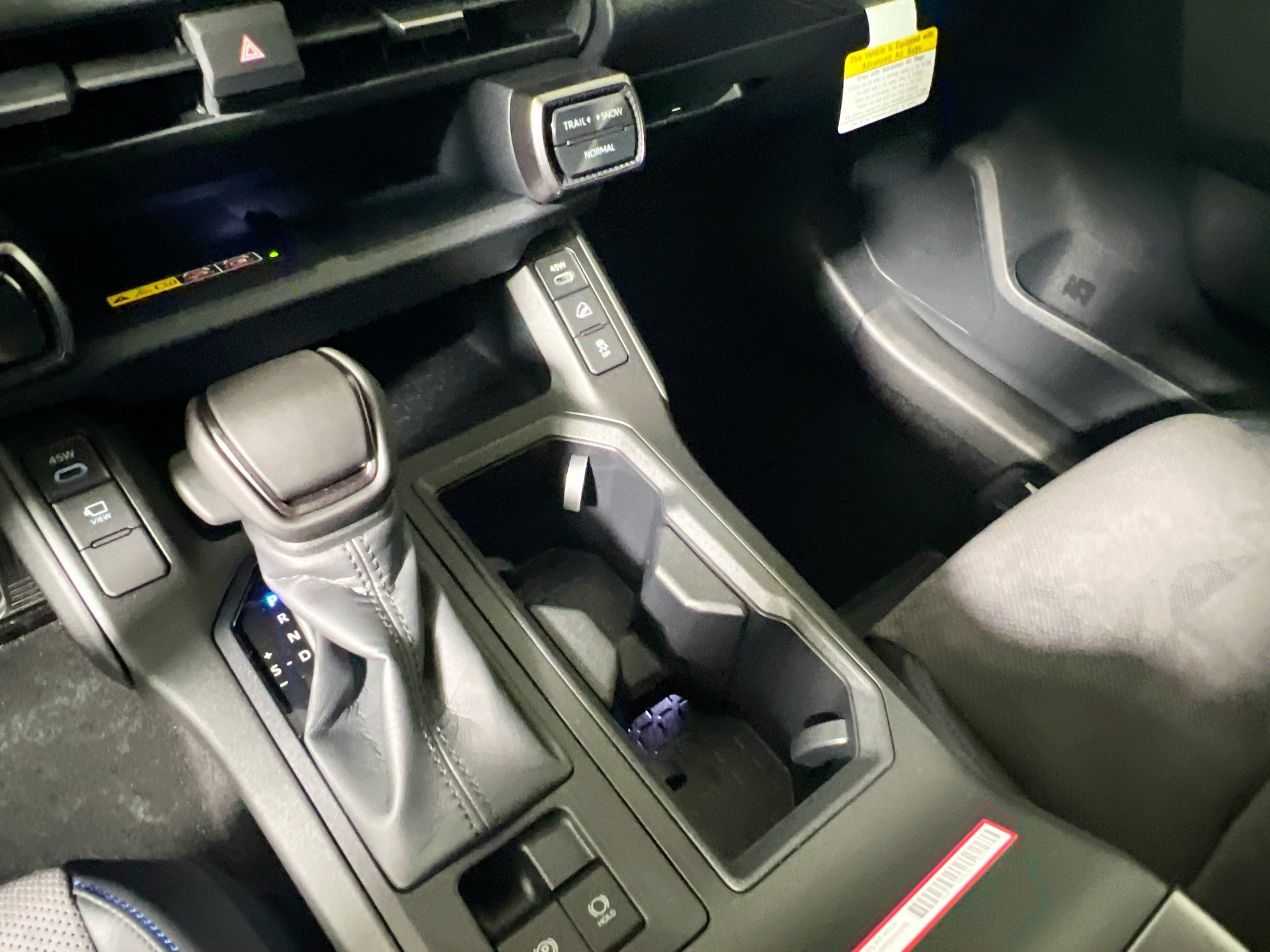 New 2026 Toyota RAV4 XSE AWD/4WD image 25
