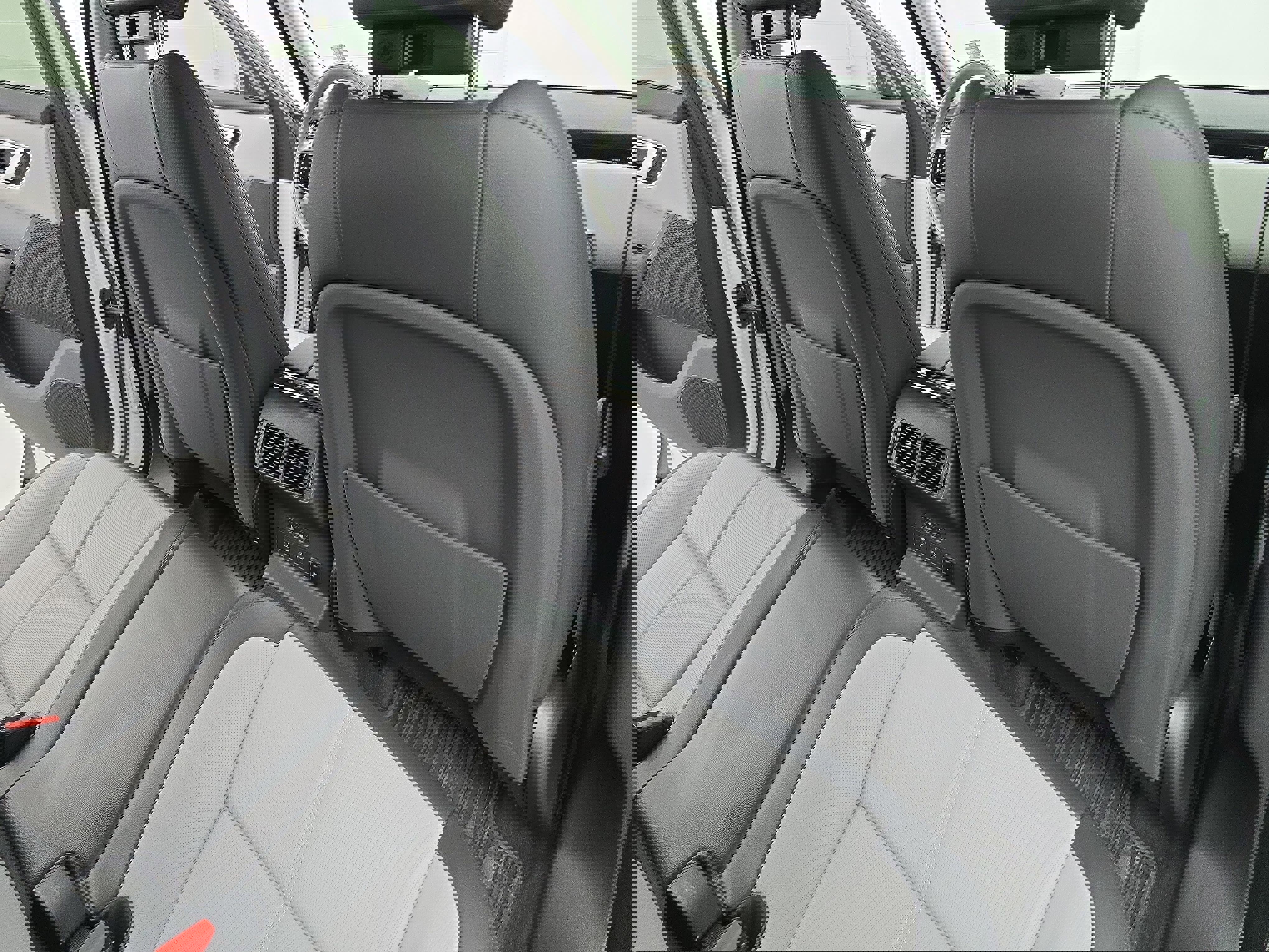 Certified 2025 Land Rover Range Rover Velar S image 11