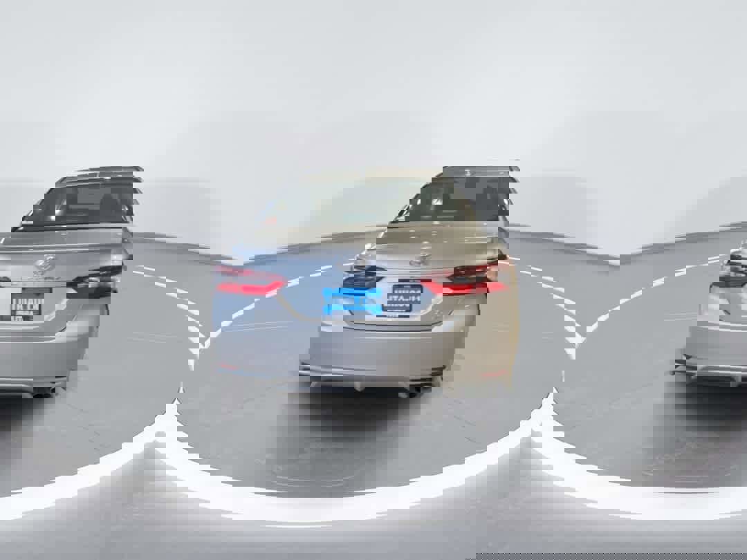 Used 2023 Toyota Camry SE image 7