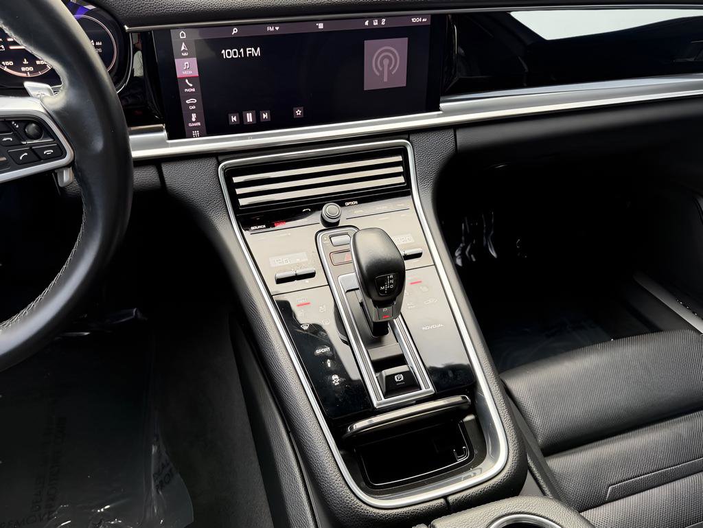 Used 2019 Porsche Panamera 4 image 45