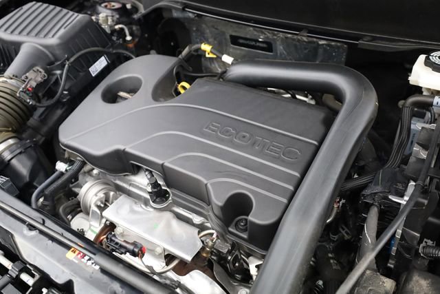 Used 2024 Chevrolet Equinox LS w/ Driver Confidence II Package image 11