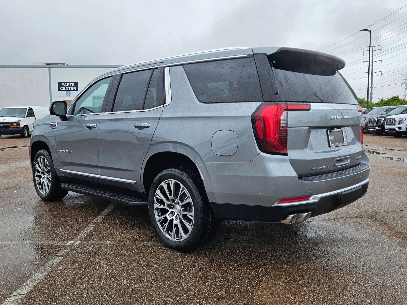 New 2026 GMC Yukon Denali AWD/4WD image 3