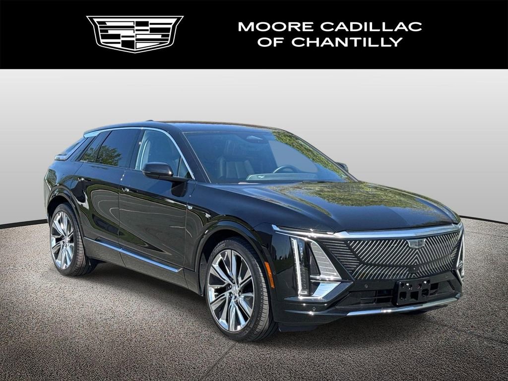 Used 2024 Cadillac Lyriq Luxury w/ LPO, Floor Liner Package image 1