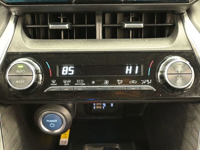 Certified 2021 Toyota Venza XLE image 27